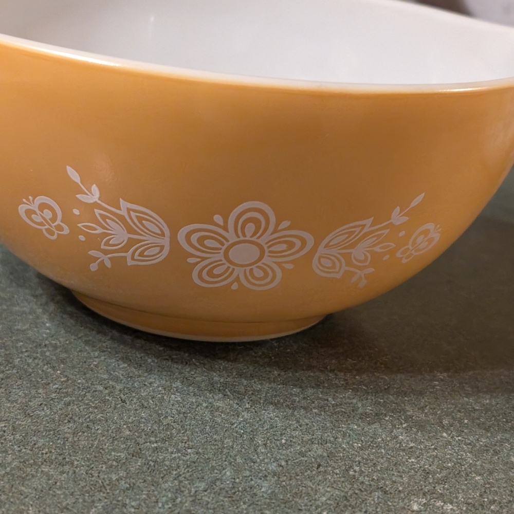 Pyrex - Picture 1 of 5